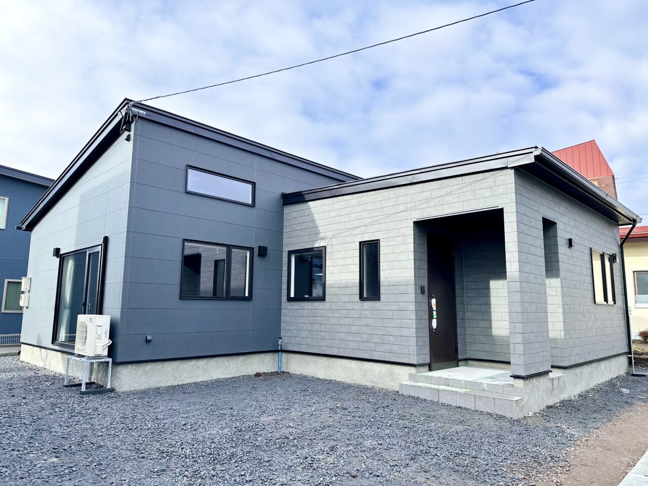 勾配天井が魅力の平屋