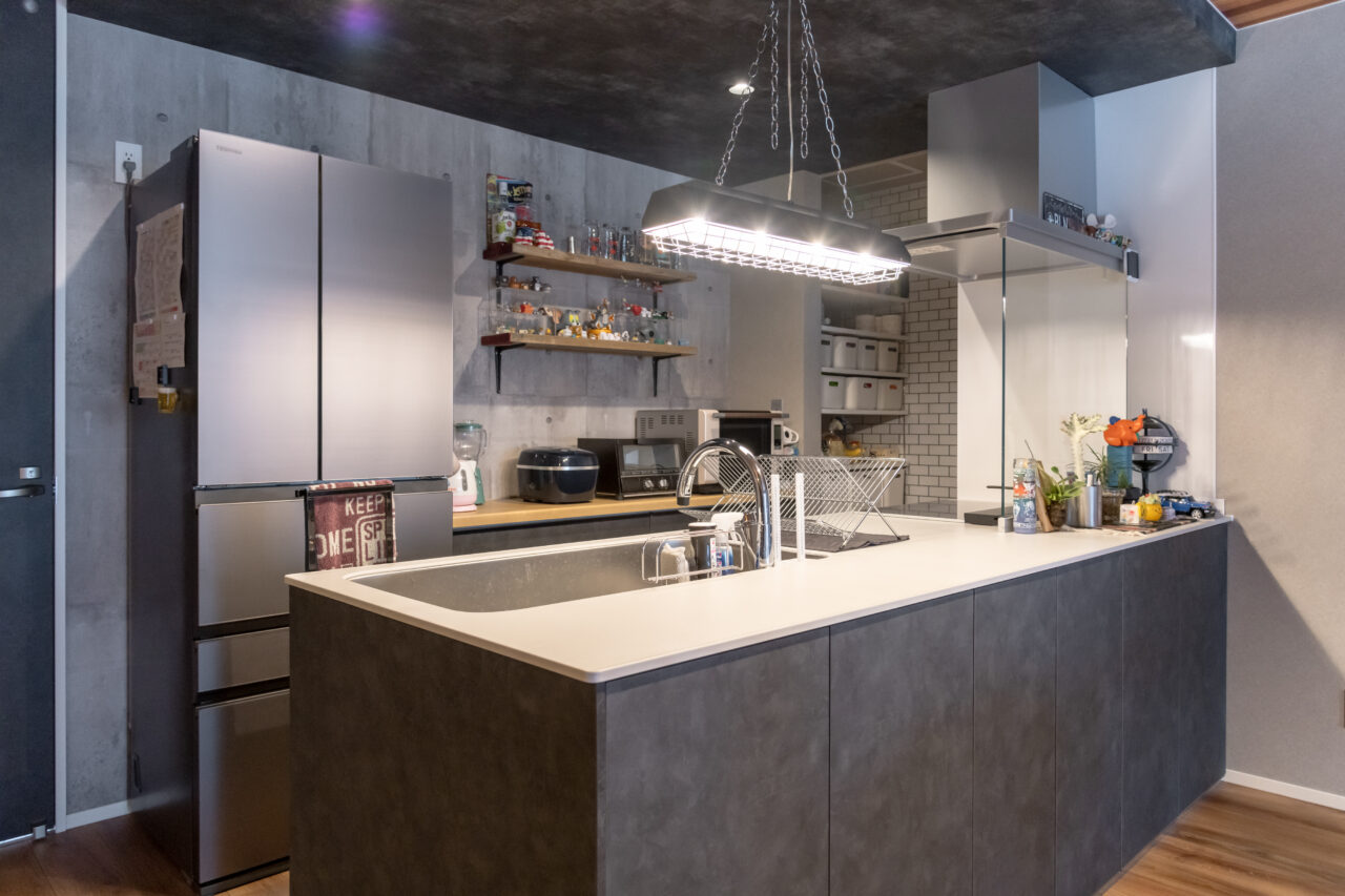 ～子育て世代のインダストリアルな平屋～03