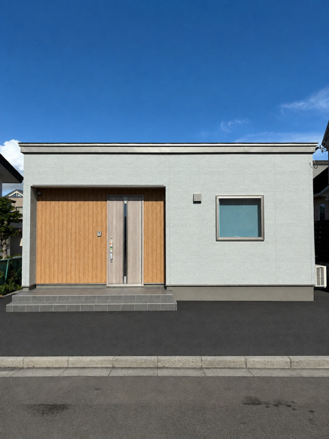 「函館にもうひとつの我が家」23.5坪2LDK 大きな小上りのある平屋。